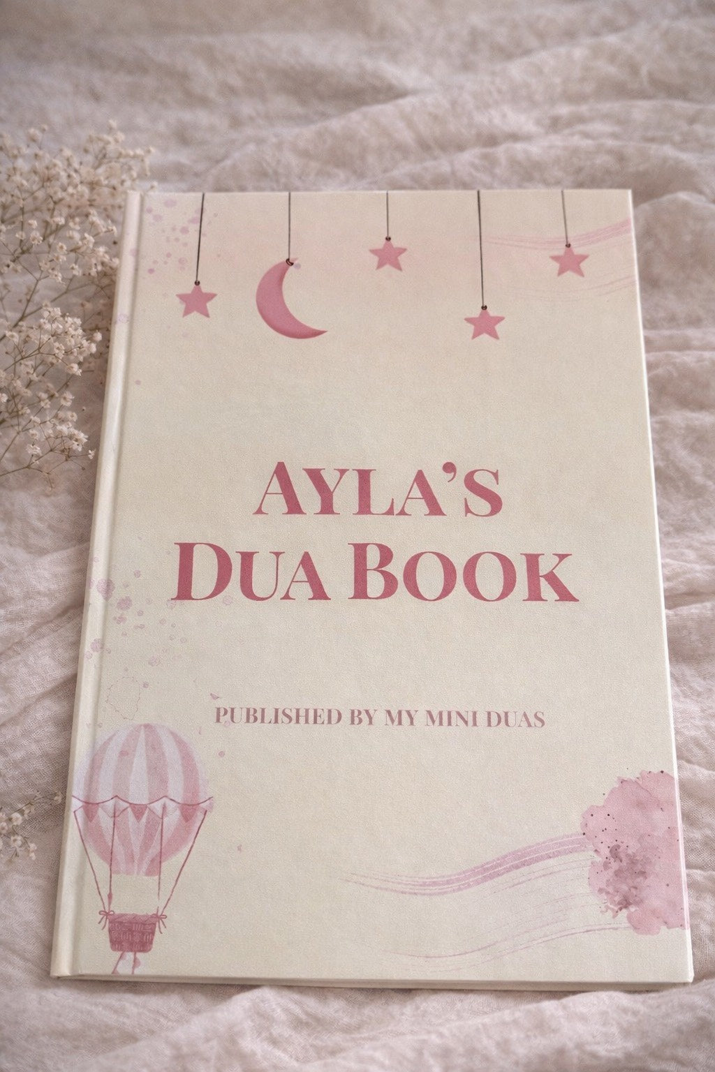 Pink dua book