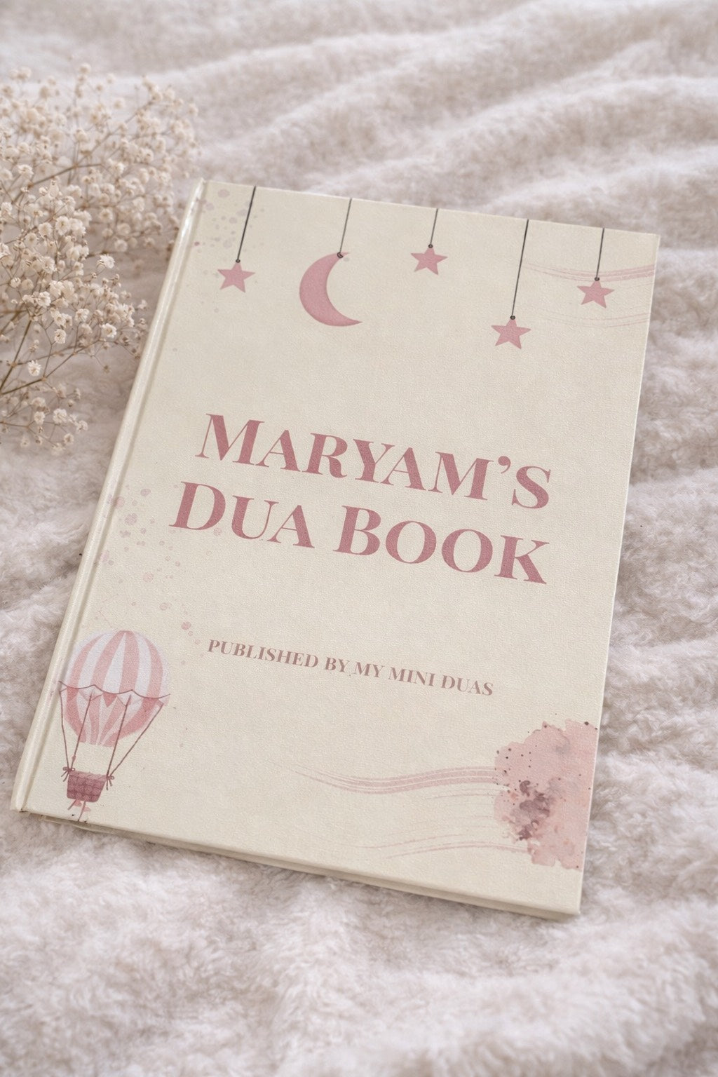 Pink dua book